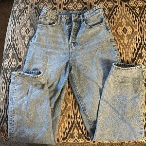 H & M / Jeans